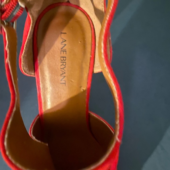 Lane Bryant Red Peep Toe Heels size 10W Zippers Buckles - Picture 4 of 4